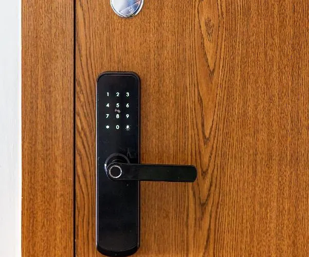 Excellent In Apartment *